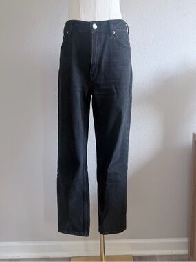 Mango Classic Mom Black Woman’s Jeans